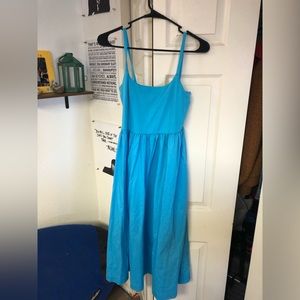 Blue knee length dress from Old Navy. size medium